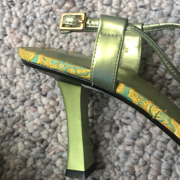 Nine West HoneDew Strappy Sandal - Picture 14 of 15